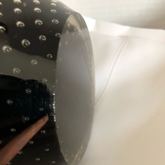 Vtg Hand Blown Glass Vase with Black Base with Controlled Bubbles - Picture 15 of 16